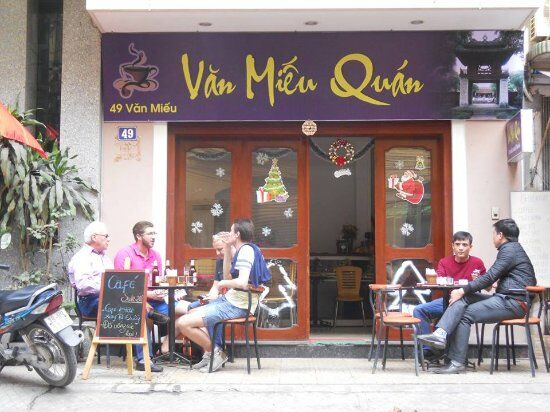 Van Mieu Restaurant
